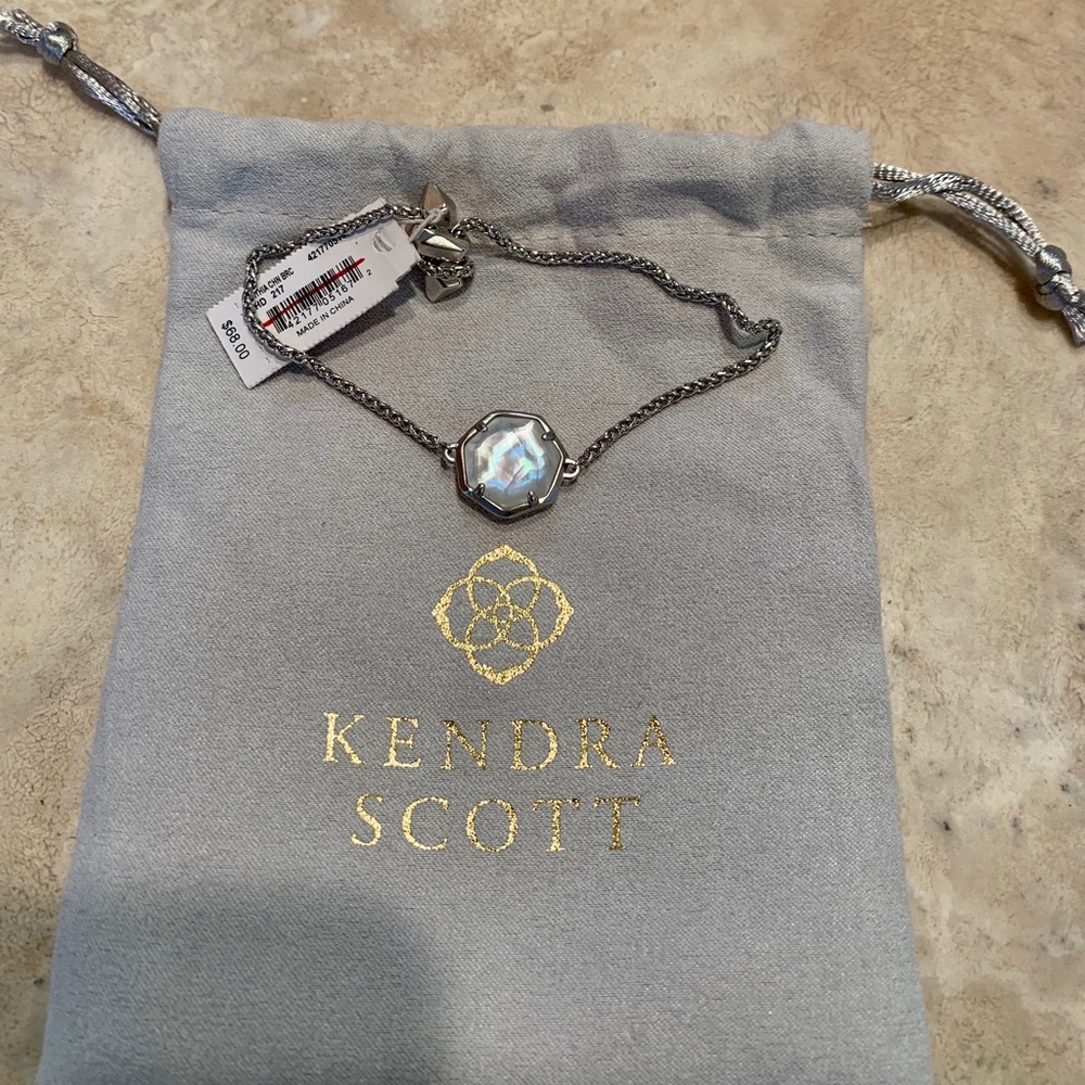 BRAND NEW Kendra Scott Bracelet